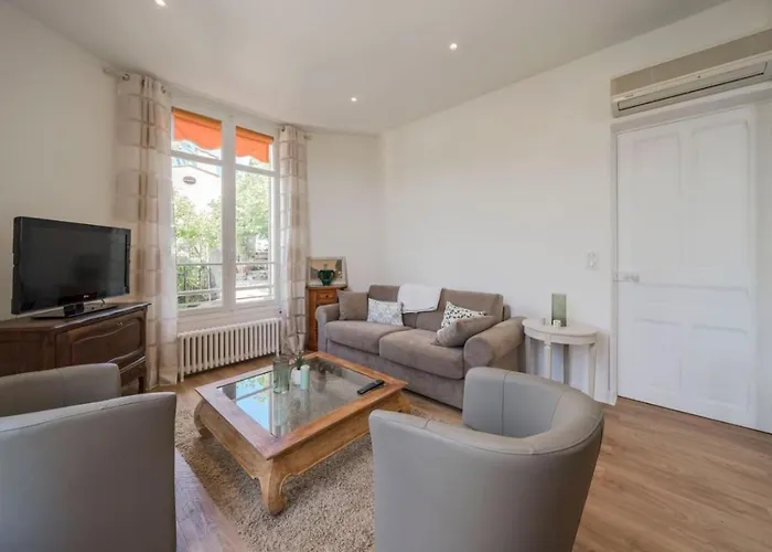 Villa Les Nefliers *